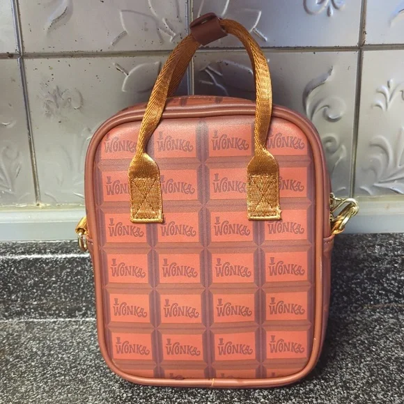 Willy Wonka And The Chocolate Factory Golden Ticket Bag - Picture 5 of 11